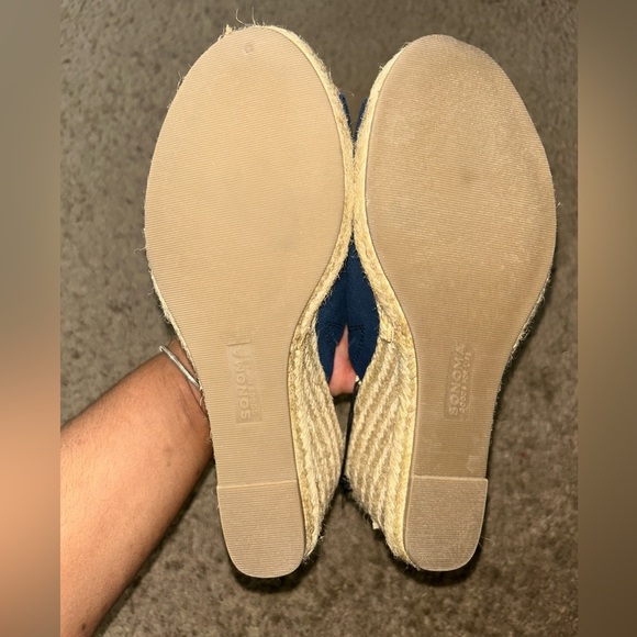 Sonoma Women's Navy Blue Mules - Picture 3 of 3